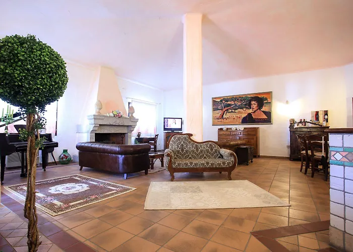 فندق Ristorante S'astore Benetutti