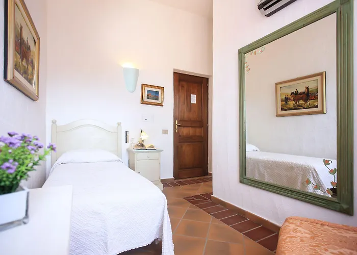 Отель Ristorante S'astore Benetutti