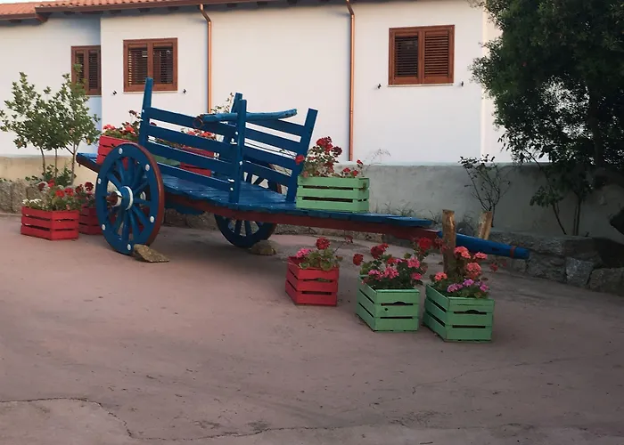 Ristorante S'astore Отель Benetutti